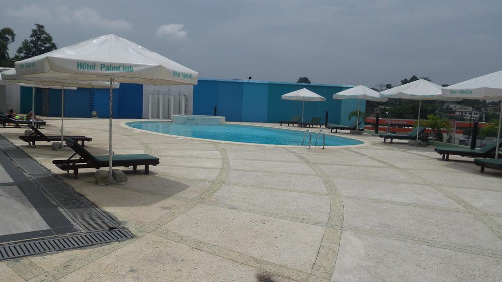 Palm Club Hotel Абиджан Экстерьер фото